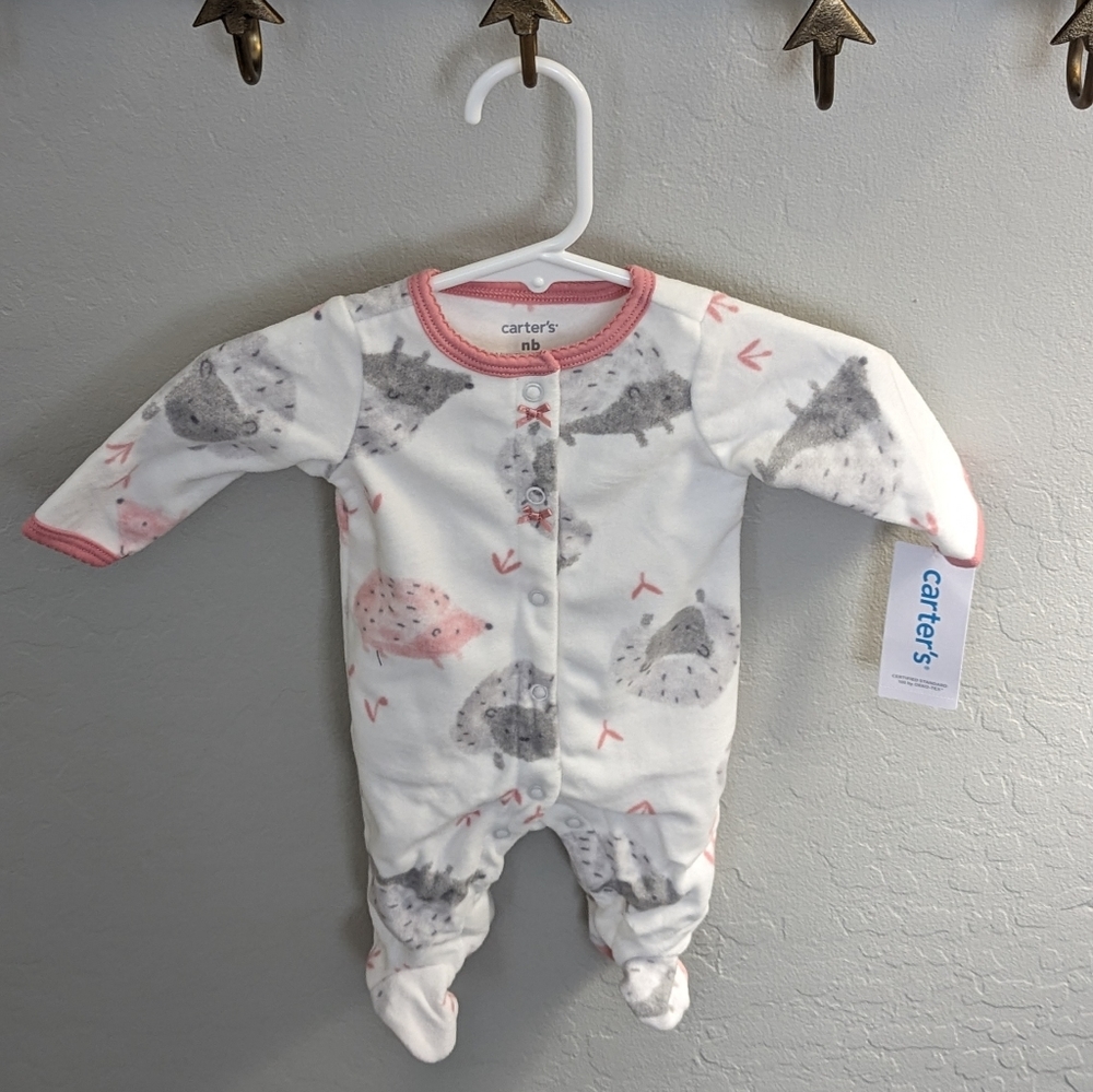 Carter's NB Girl fleece hedgehog sleeper